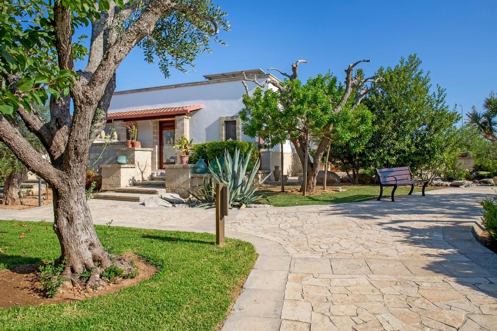 אוטרנטו Masseria L'Uliveto Agri Resort מראה חיצוני תמונה