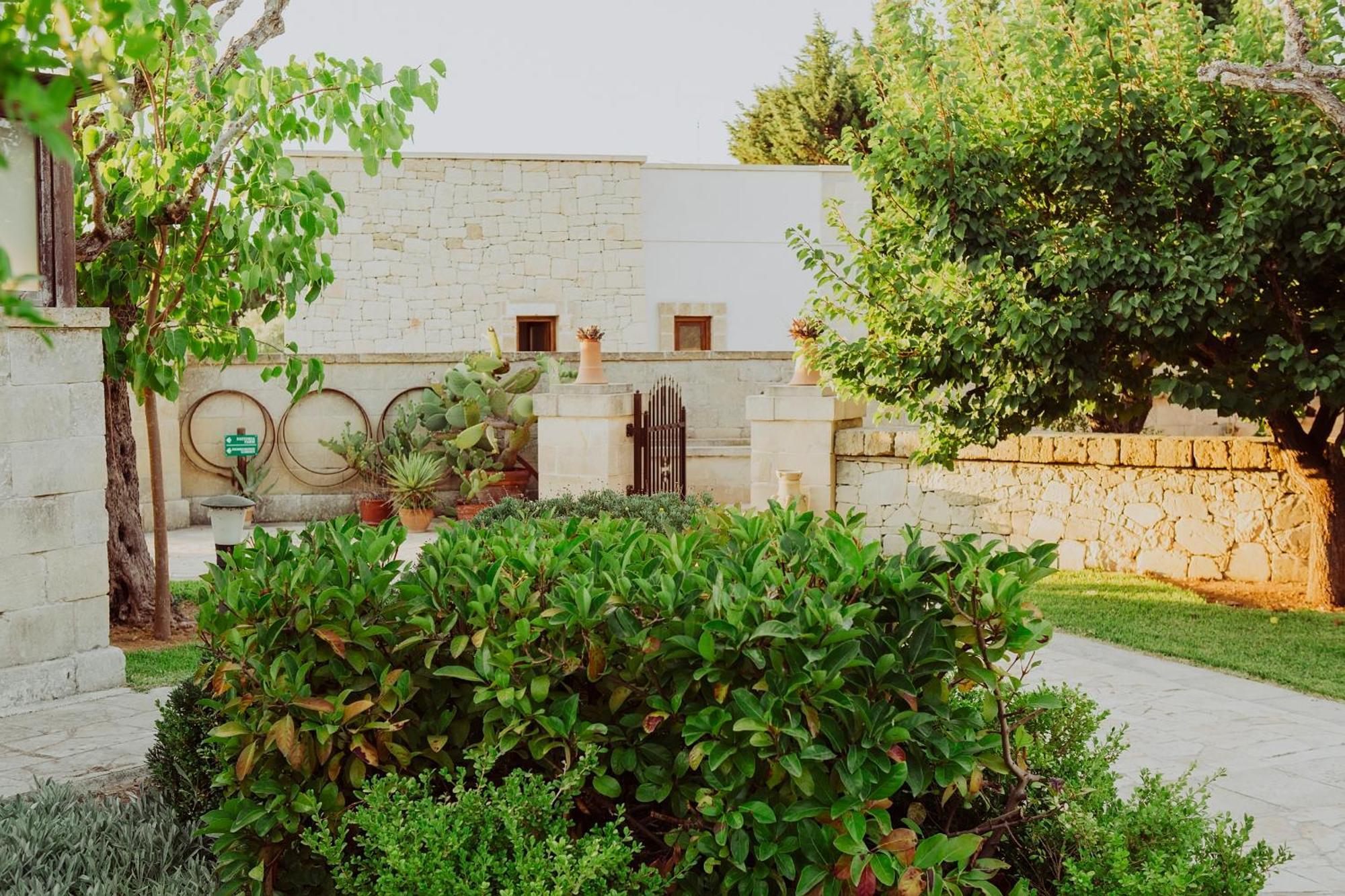אוטרנטו Masseria L'Uliveto Agri Resort מראה חיצוני תמונה